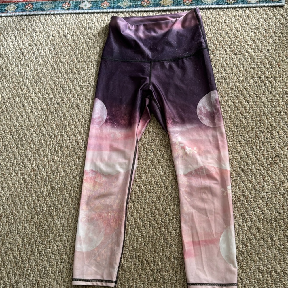 Yoga Democracy Capri Leggings